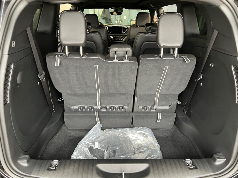 2026 Chrysler Pacifica