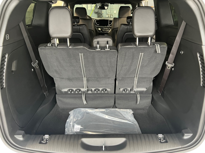 2026 Chrysler Pacifica