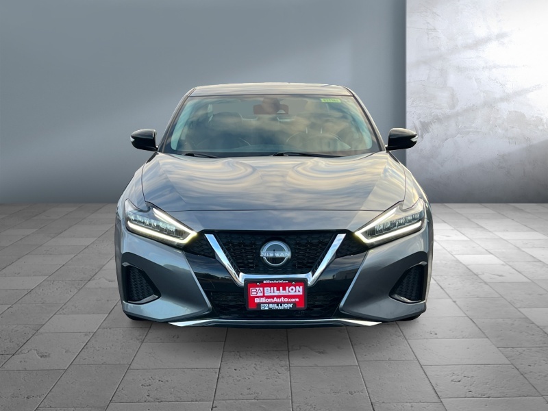 2023 Nissan Maxima