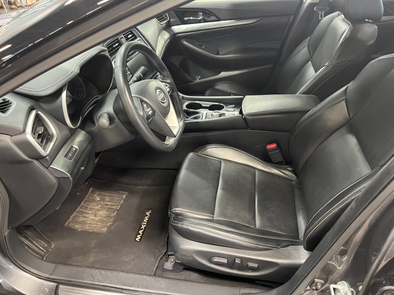 2023 Nissan Maxima