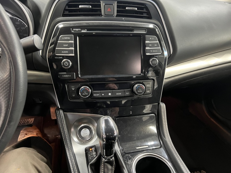 2023 Nissan Maxima