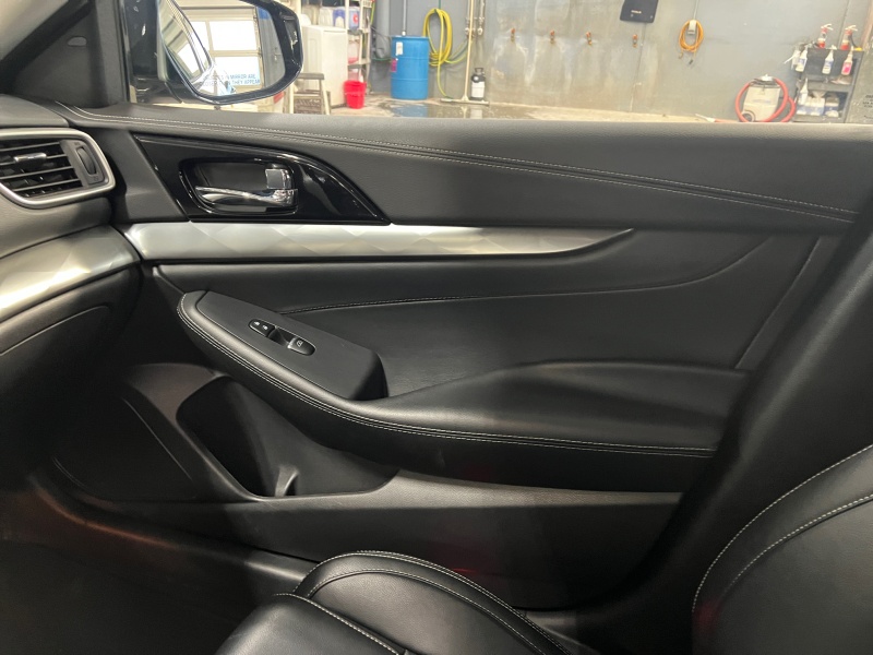 2023 Nissan Maxima
