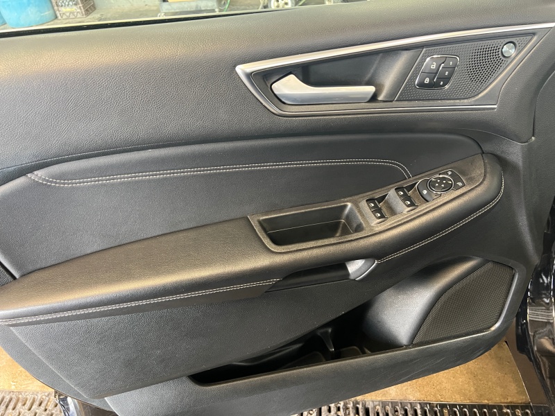 2023 Ford Edge