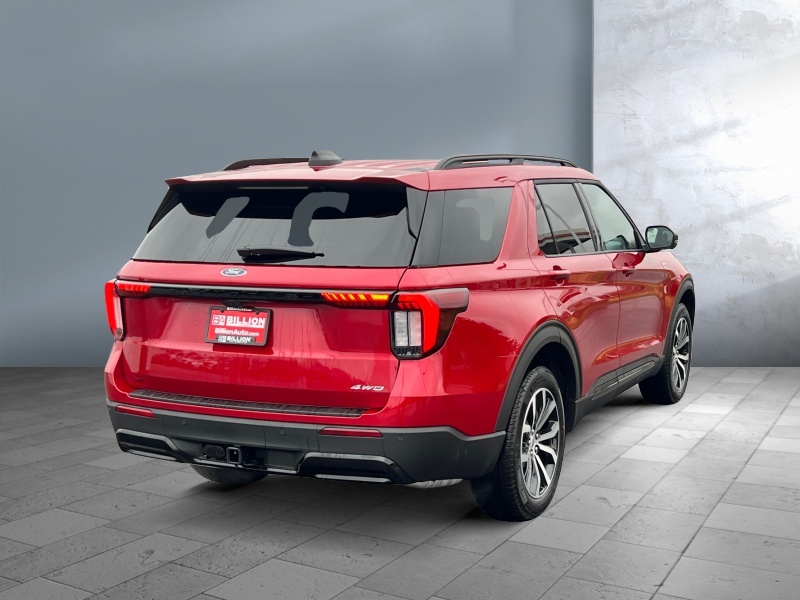 2025 Ford Explorer