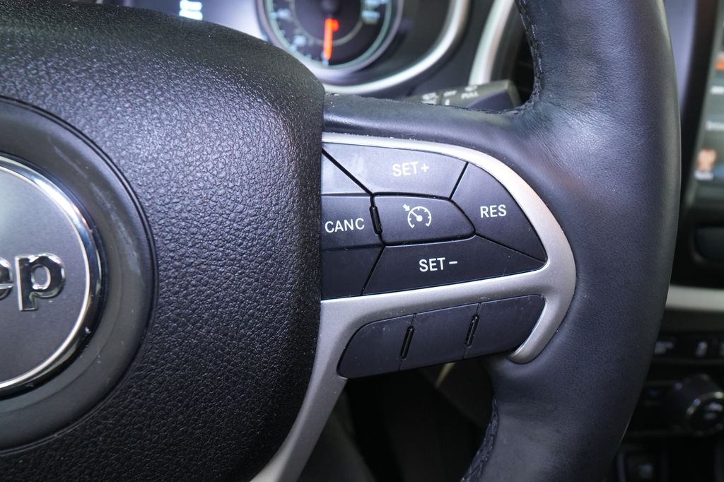 2016 Jeep Cherokee