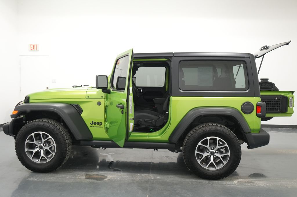 2025 Jeep Wrangler