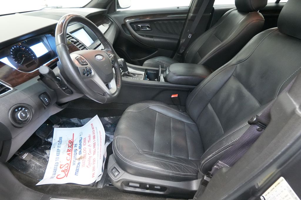 2013 Ford Taurus