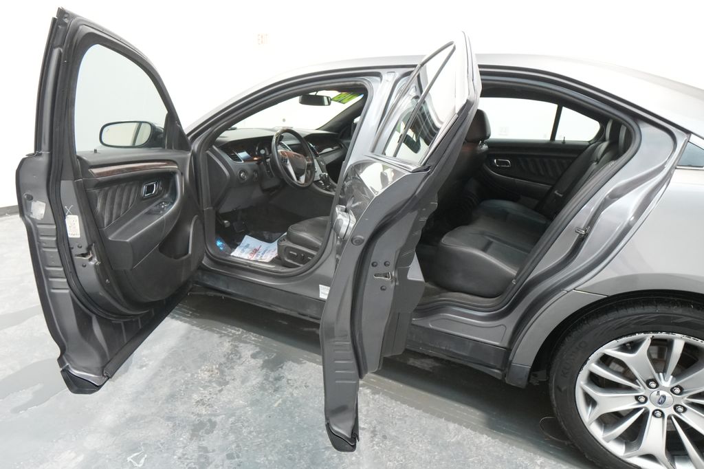 2013 Ford Taurus