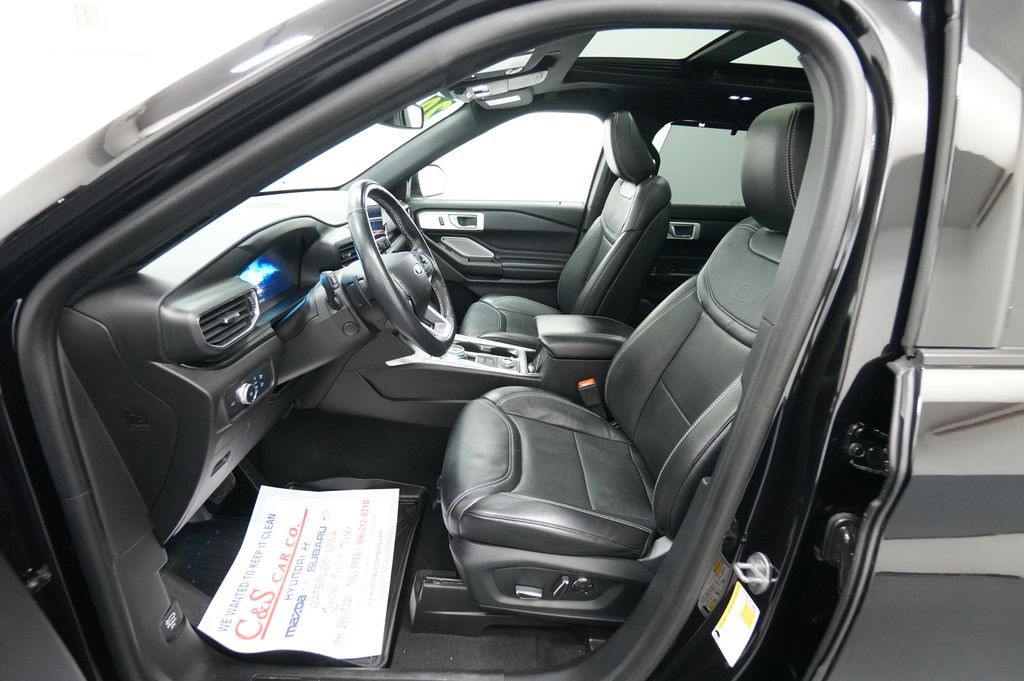 2020 Ford Explorer
