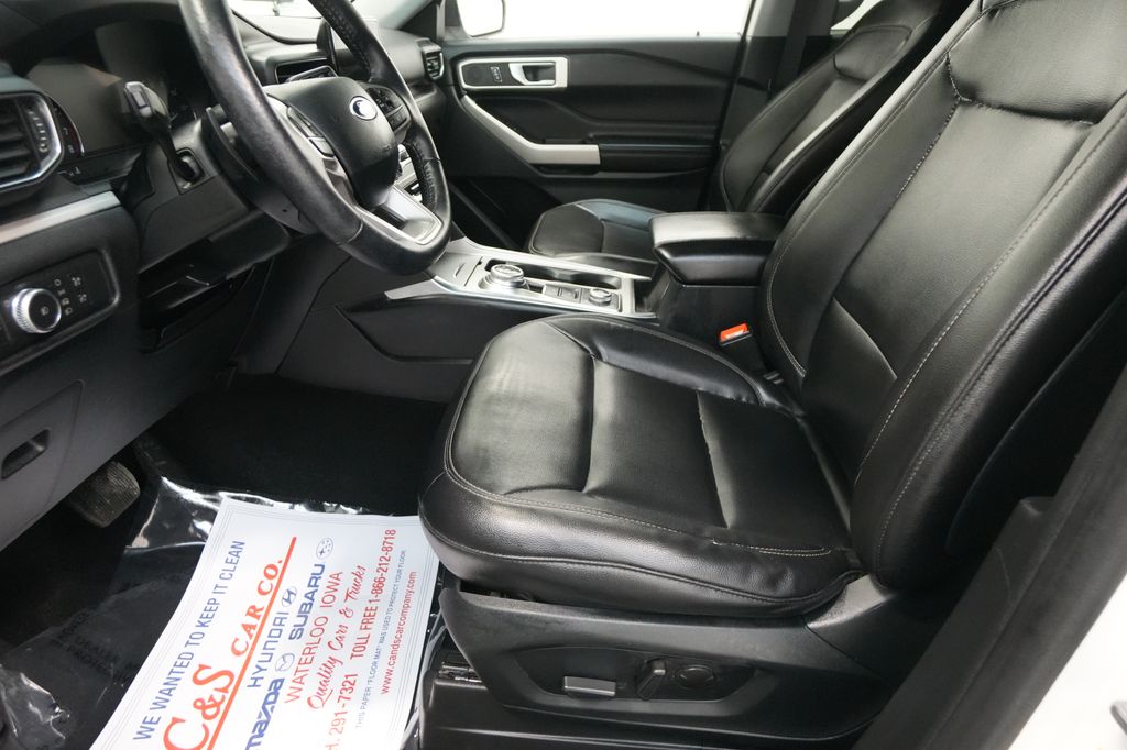 2020 Ford Explorer