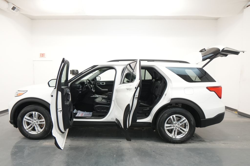 2020 Ford Explorer