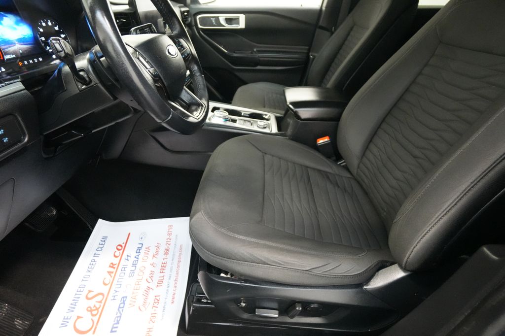2020 Ford Explorer