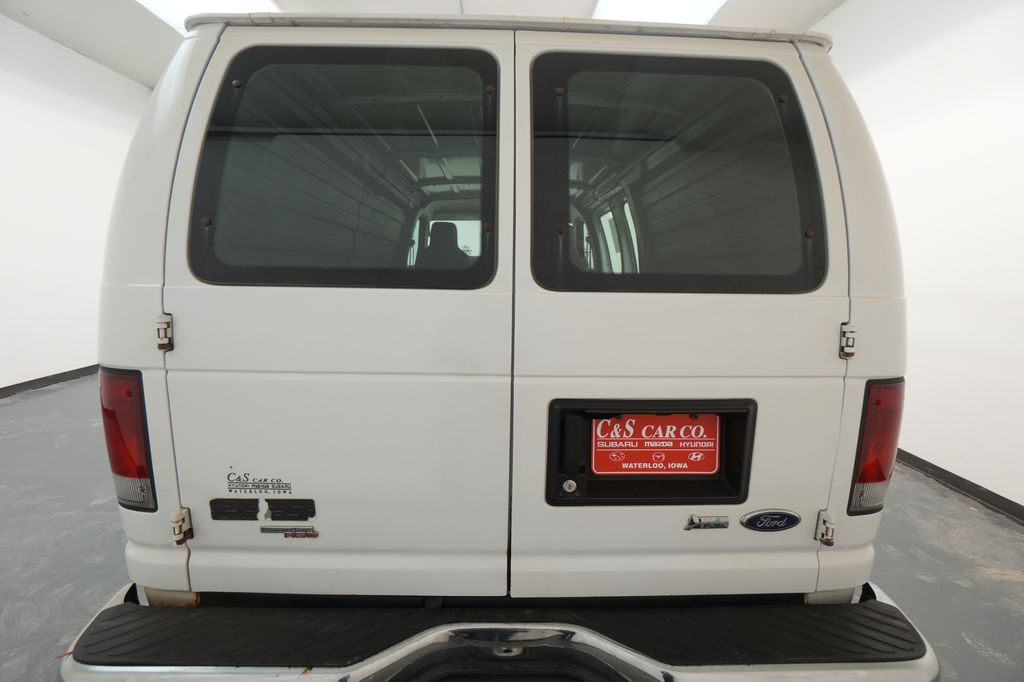 2011 Ford E-250