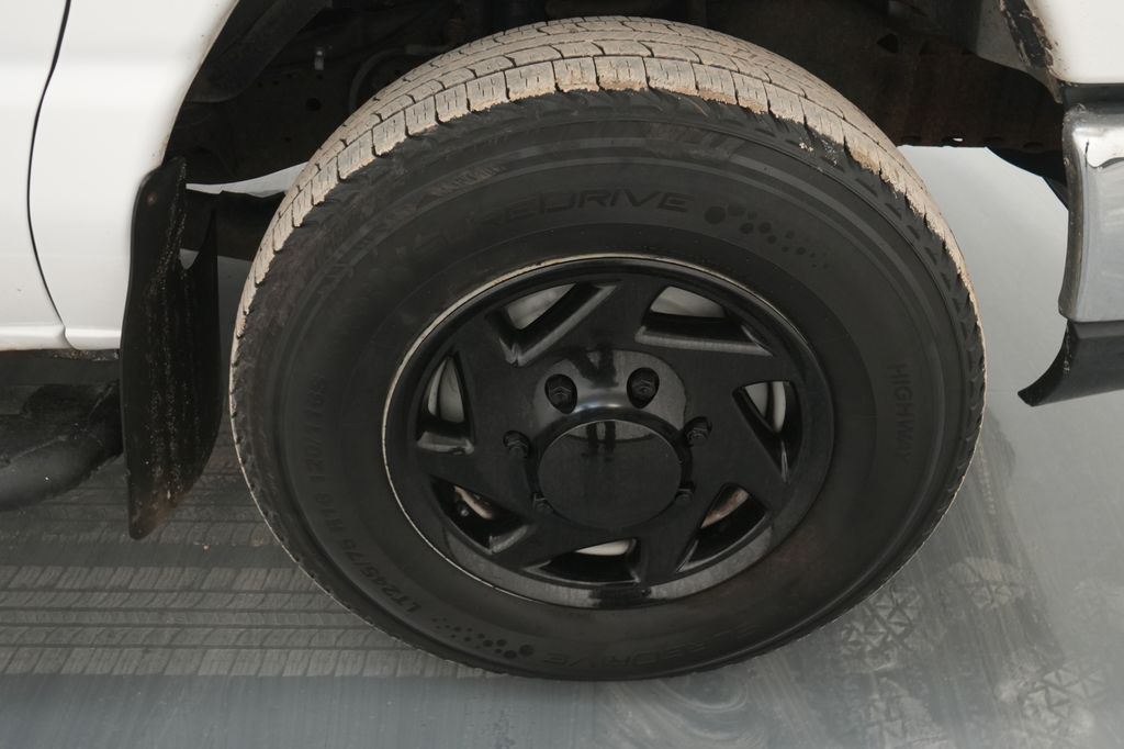 2011 Ford E-250