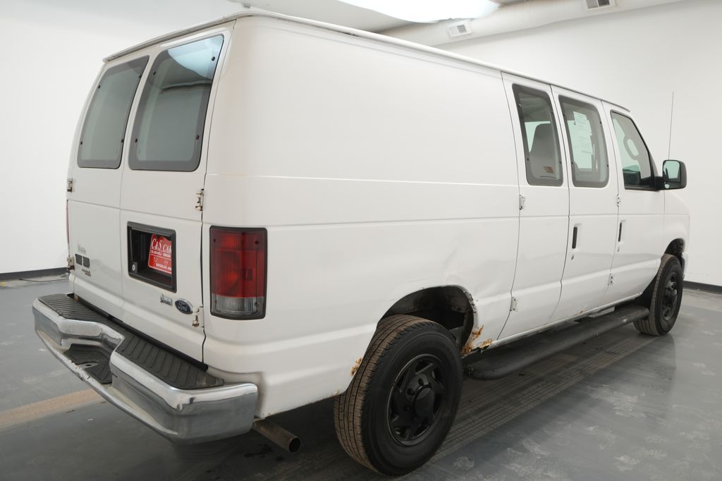 2011 Ford E-250