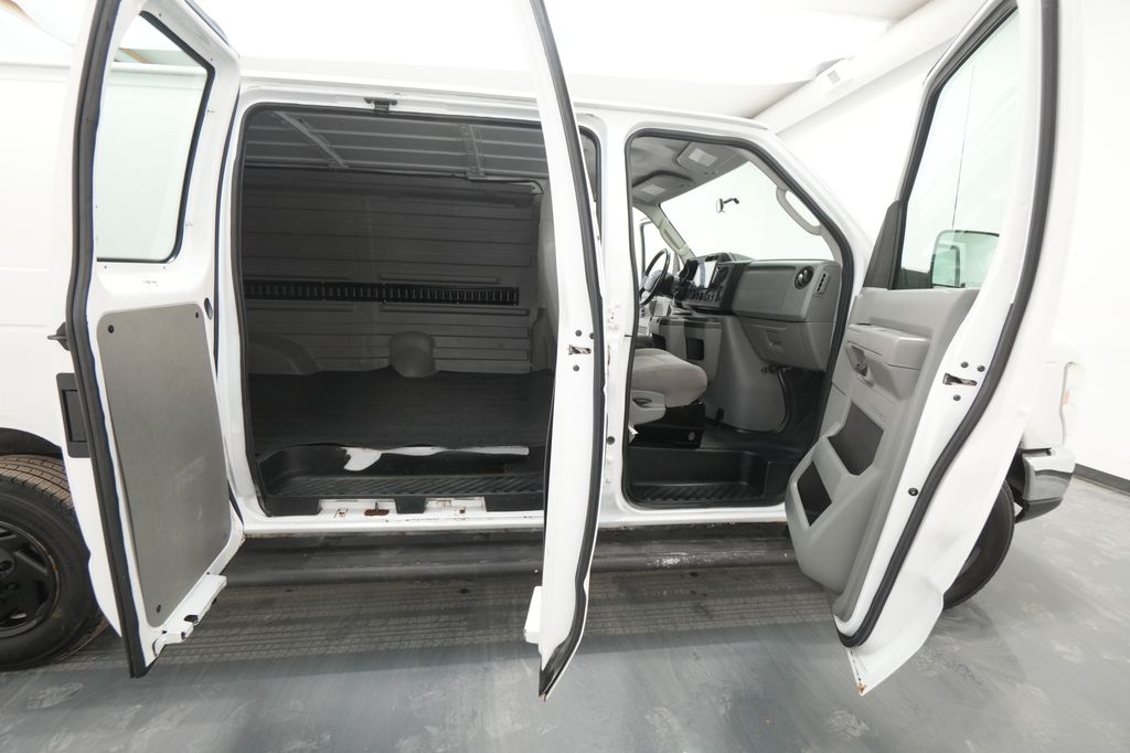 2011 Ford E-250