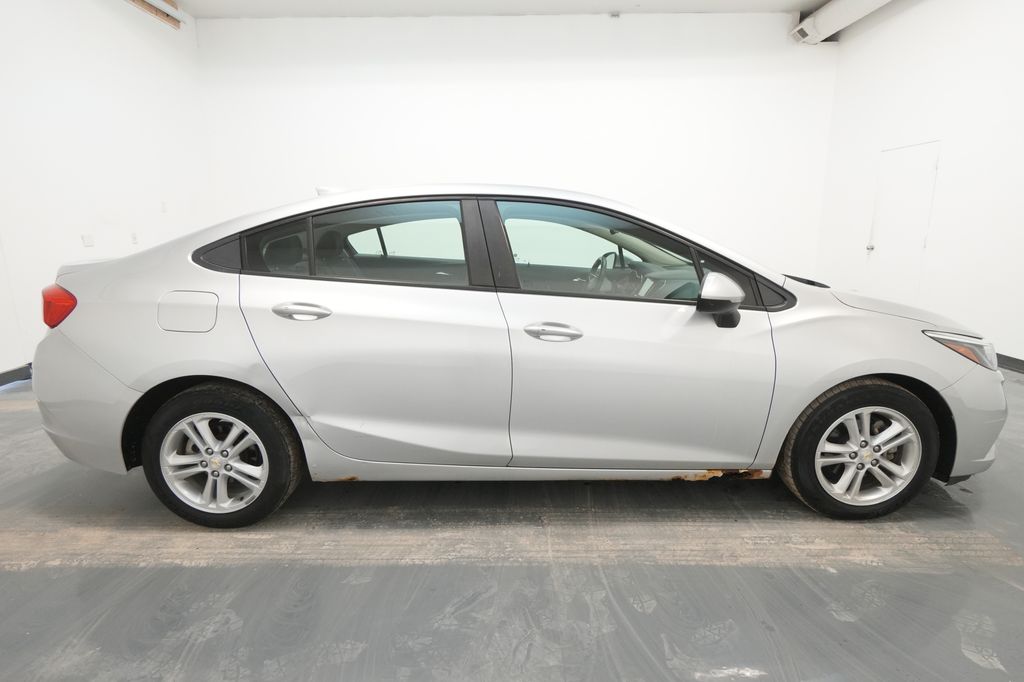 2017 Chevrolet Cruze