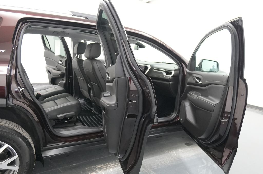 2021 GMC Acadia