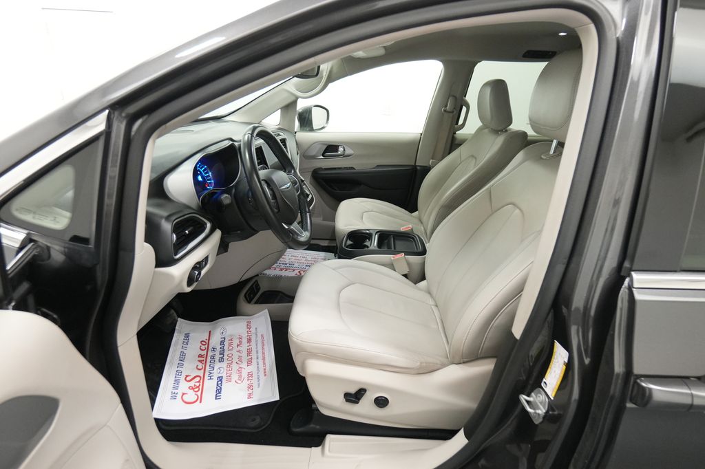 2018 Chrysler Pacifica Hybrid