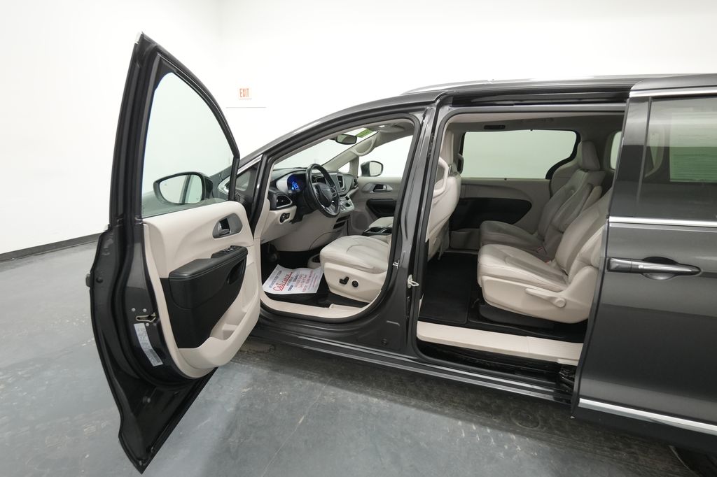 2018 Chrysler Pacifica Hybrid
