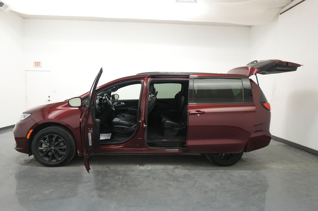 2021 Chrysler Pacifica
