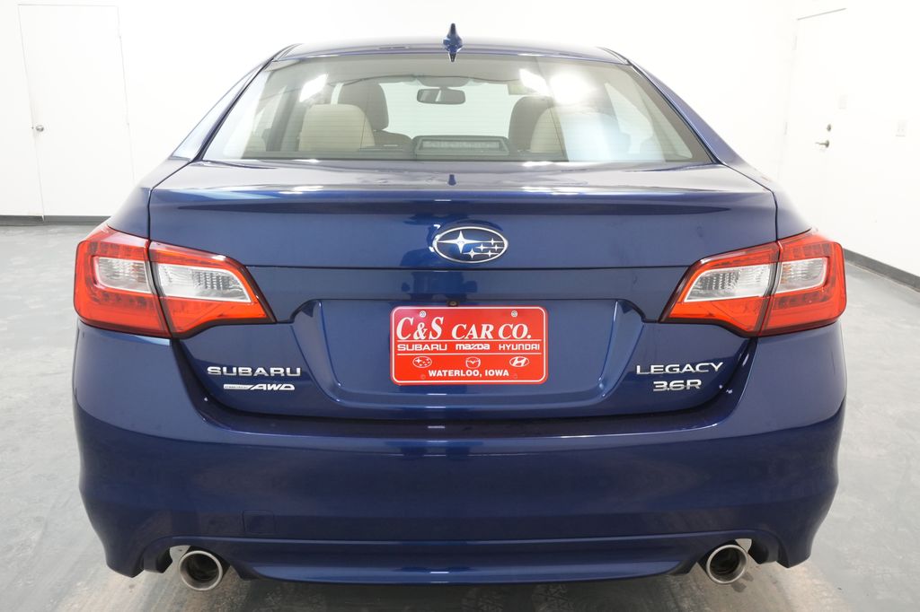 2016 Subaru Legacy