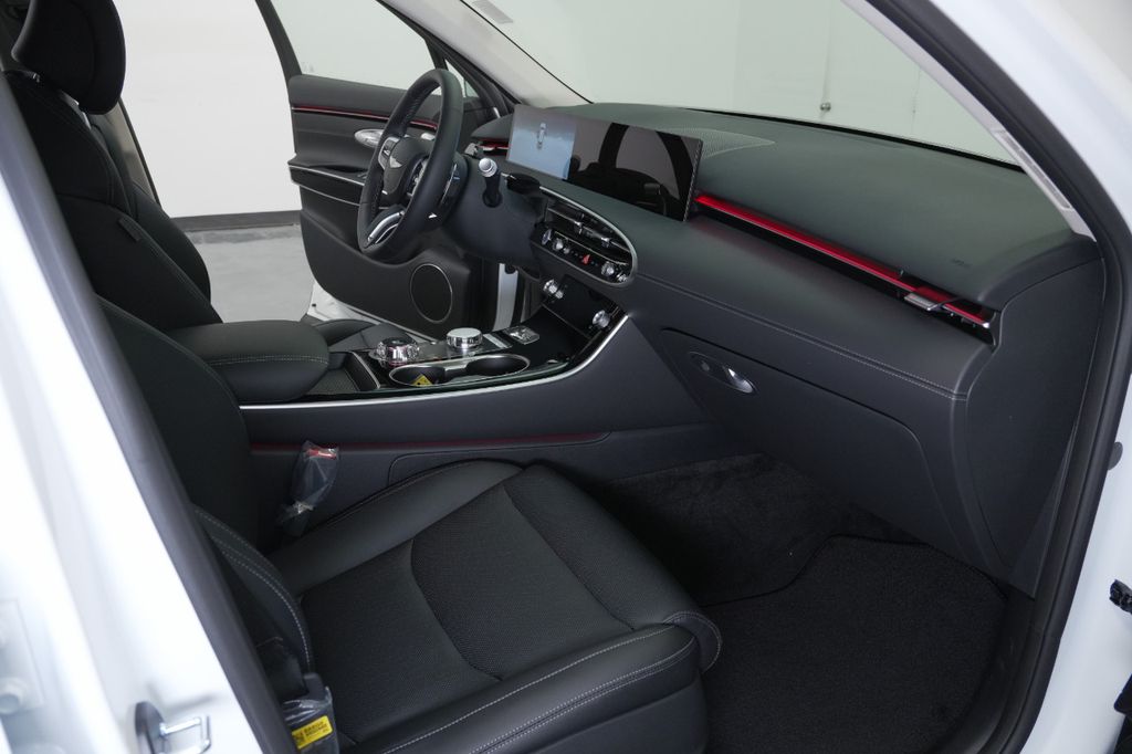 2026 Genesis GV70