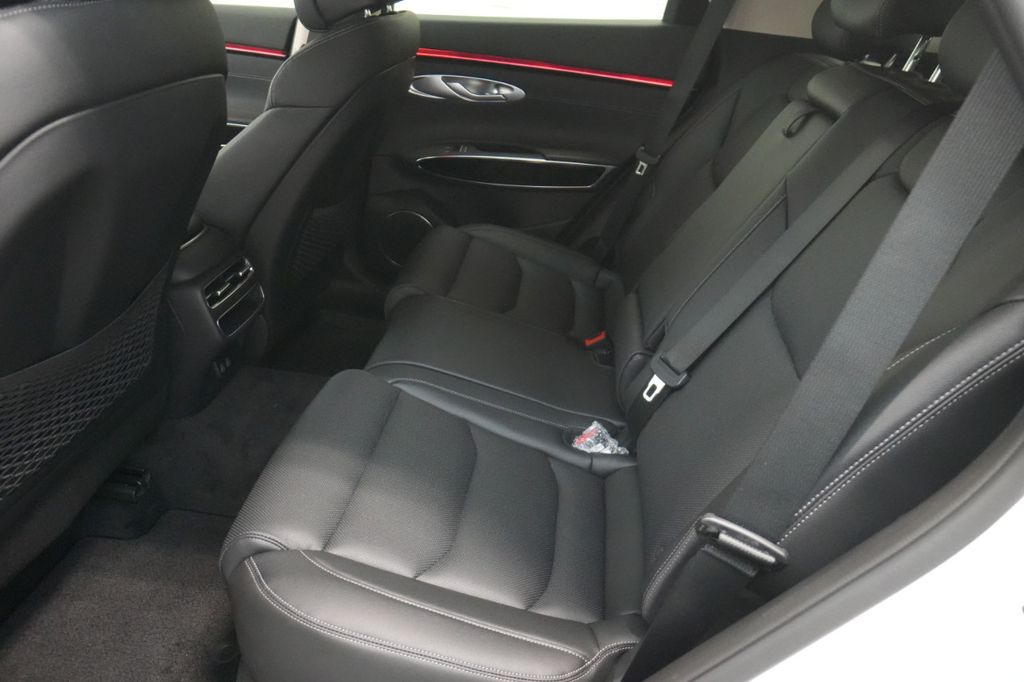 2026 Genesis GV70