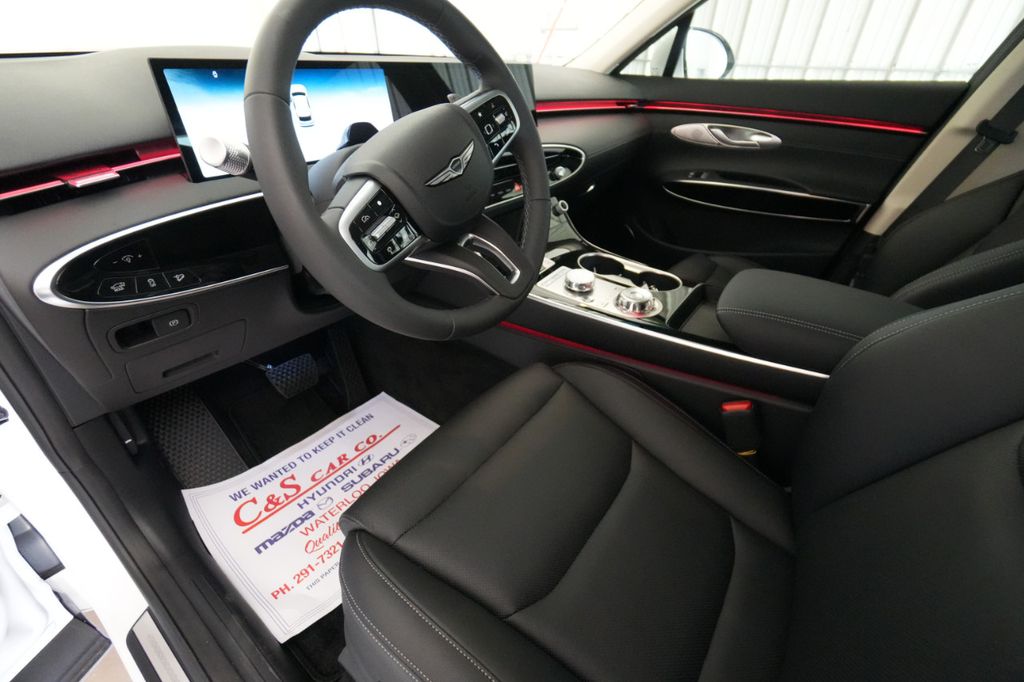 2026 Genesis GV70