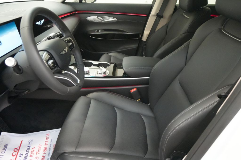 2026 Genesis GV70