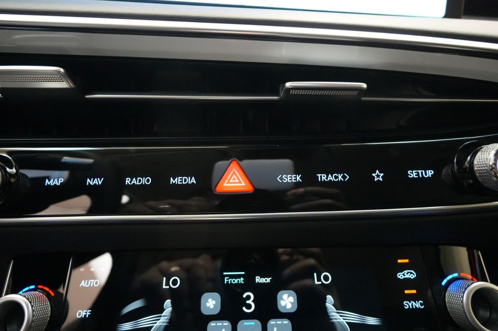 2026 Genesis GV70