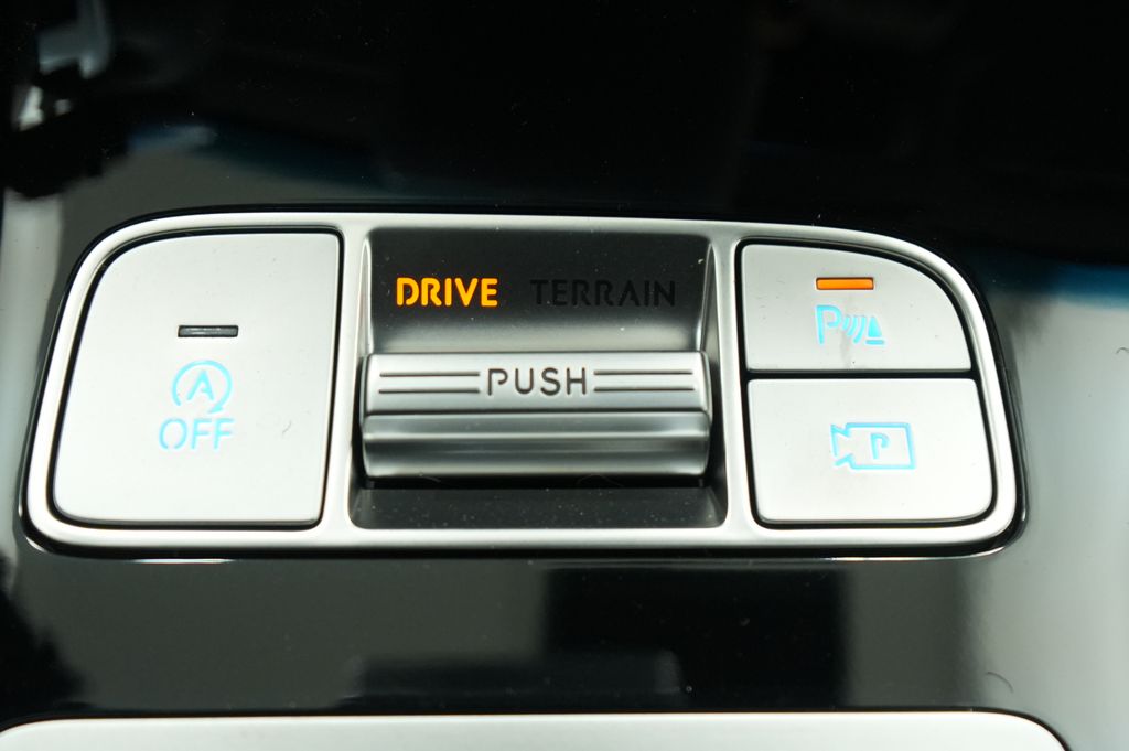 2026 Genesis GV70