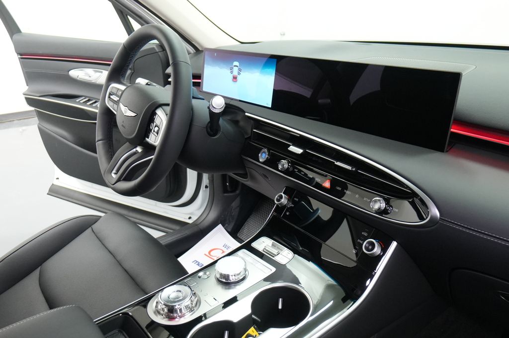 2026 Genesis GV70