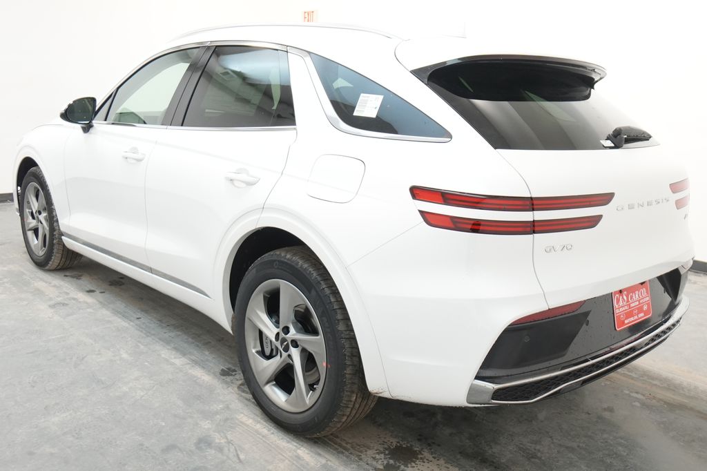 2026 Genesis GV70