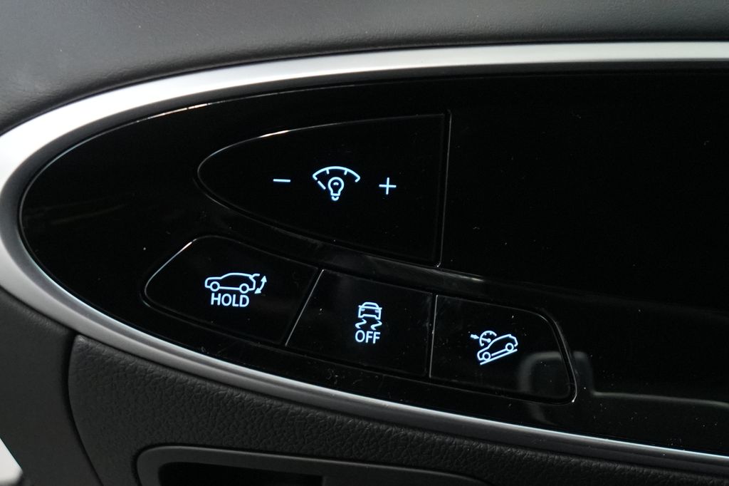 2026 Genesis GV70