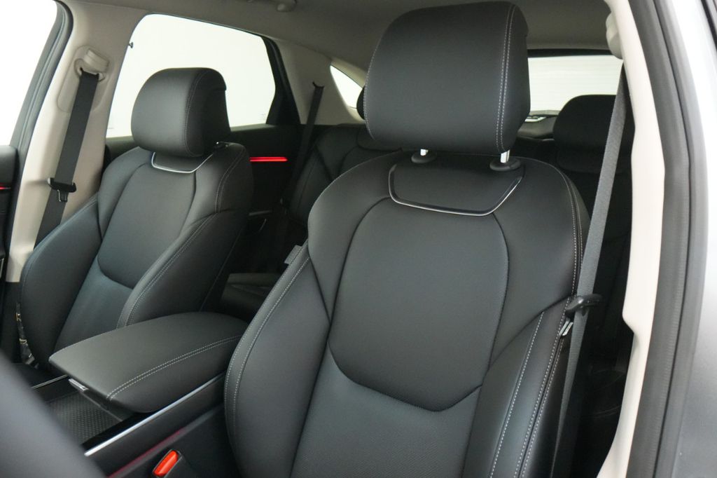 2026 Genesis GV70