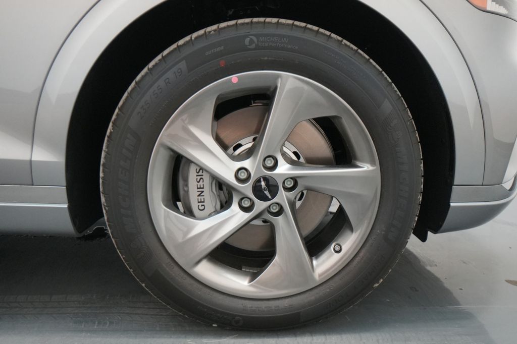 2026 Genesis GV70