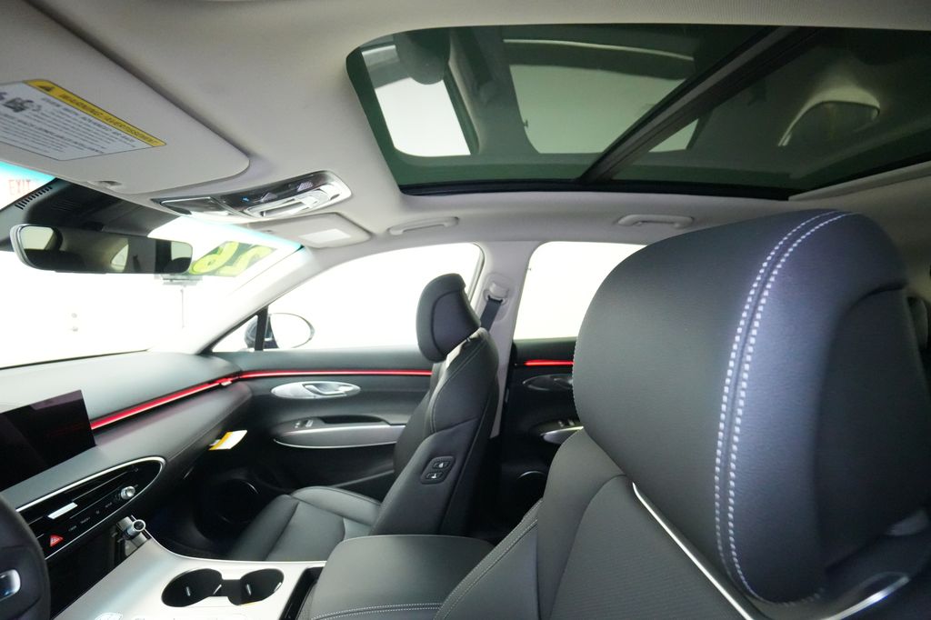 2026 Genesis GV70