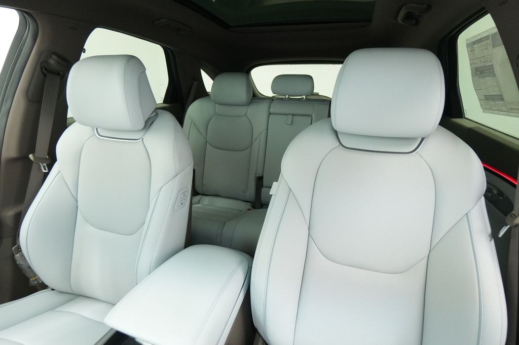 2026 Genesis GV70