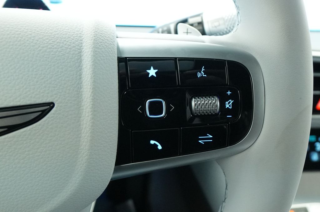 2026 Genesis GV70