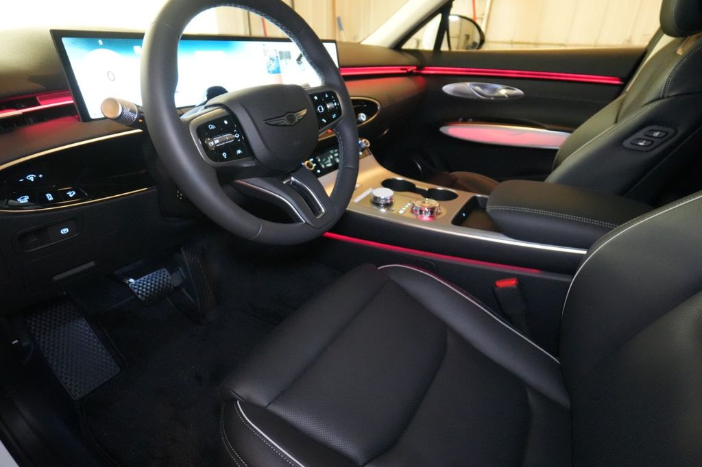 2026 Genesis GV70