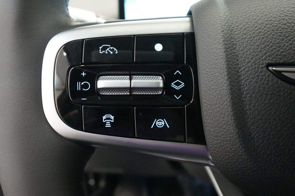 2026 Genesis GV70