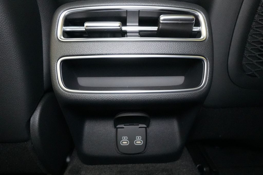 2026 Genesis GV70