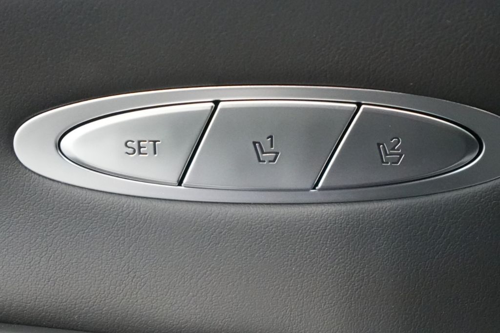 2026 Genesis GV70