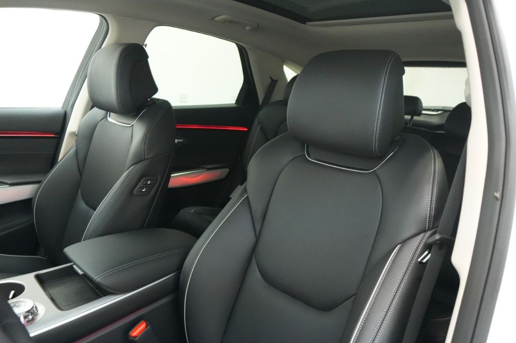 2026 Genesis GV70