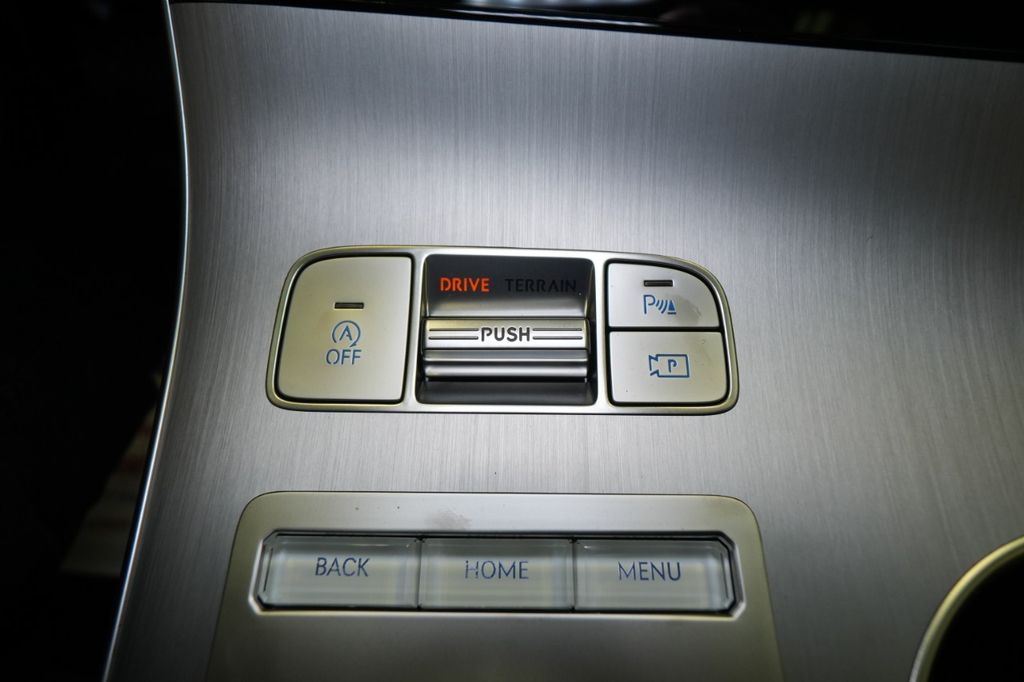 2026 Genesis GV70