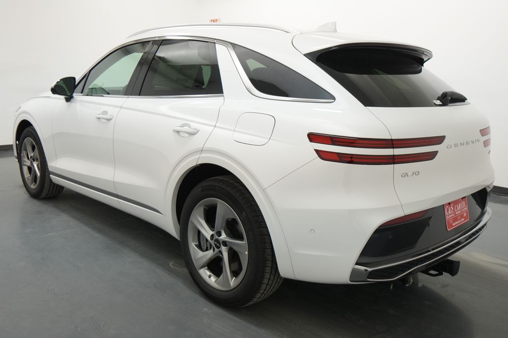 2026 Genesis GV70