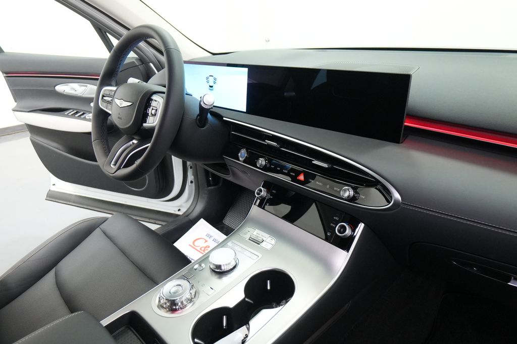 2026 Genesis GV70