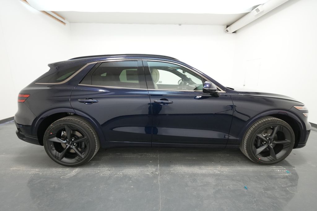 2026 Genesis GV70