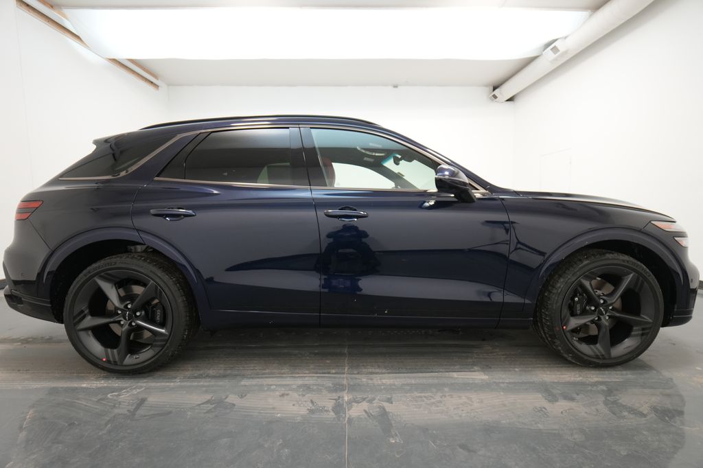 2026 Genesis GV70